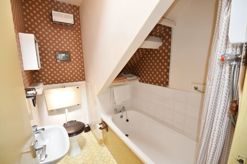 Exceptional Renovated Two Bedroom In Nice, Provence ... - JamesEdition